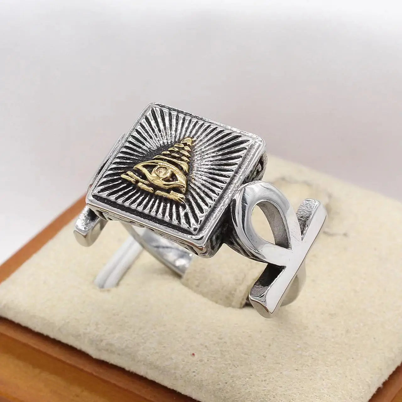 Illuminati Masonic Ring